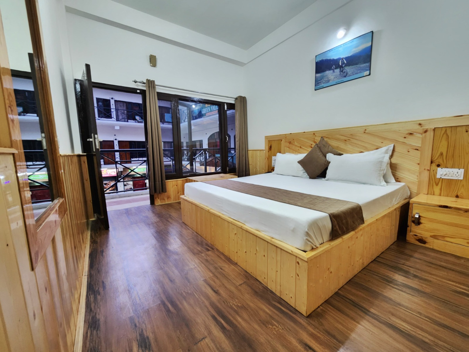 Best Hotel in Kasol